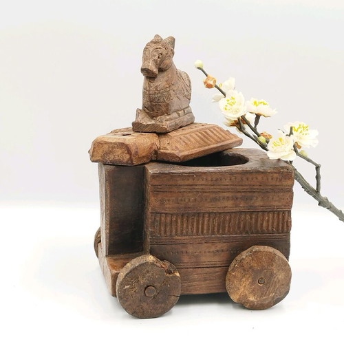 Nandi figure used Indian wooden box made of mango wood