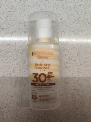 Hawaiian Tropic Face Lotion 30SPF like new
