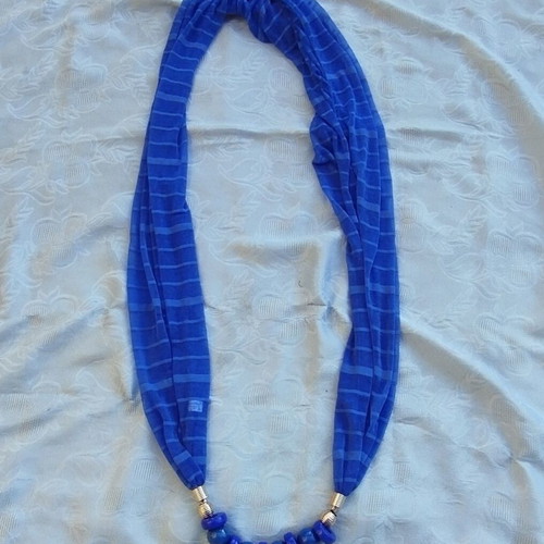 Women's blue scarf necklace new with decorative beads