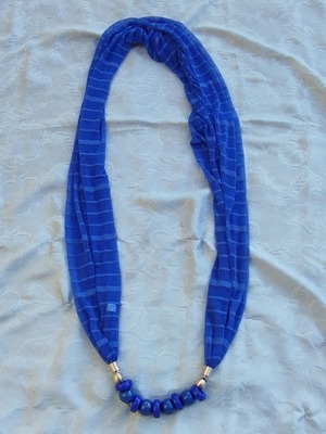Women's blue scarf necklace new with decorative beads