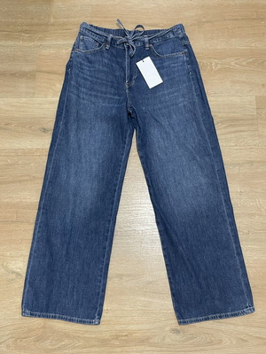 Zara wide-leg denim jeans new with tags, size M, medium blue