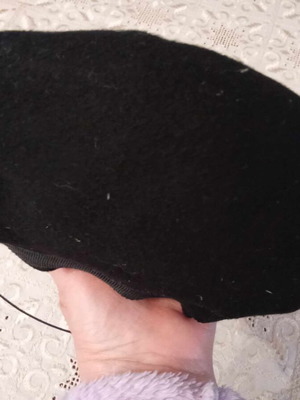 Vintage black felt beret hat like new size M