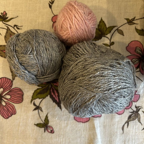 Leina Debüt yarn new, pack of 10 gray melange