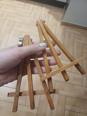 Ξύλινα επιτραπέζια καβαλέτα καινούργια, σετ δύο, φυσικό ξύλο