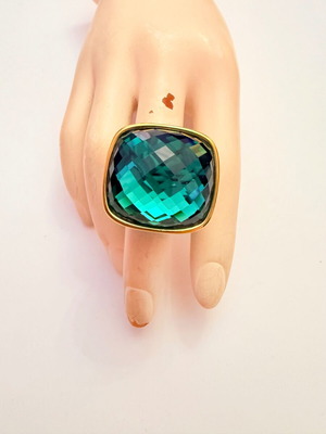 Disco cocktail emerald ring gold plated, new