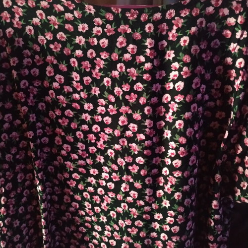 Paranoia T-shirt size S like new, black and pink