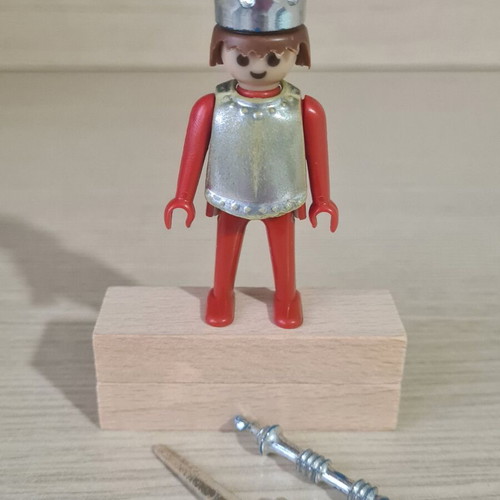 Playmobil King with Horse used, Knights theme