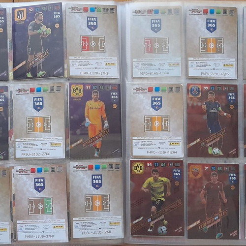 FIFA 365 2017-2018 Adrenalyn XL album with 374/459 cards like new