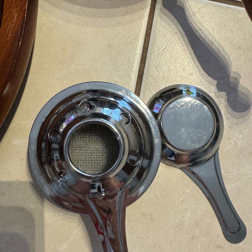 Fondue set like new with wooden base and 11 forks