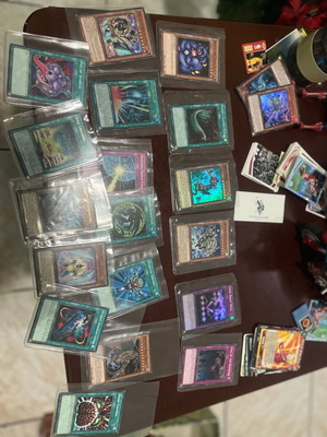 Yu Gi Oh cards with sleeves, pack of 18