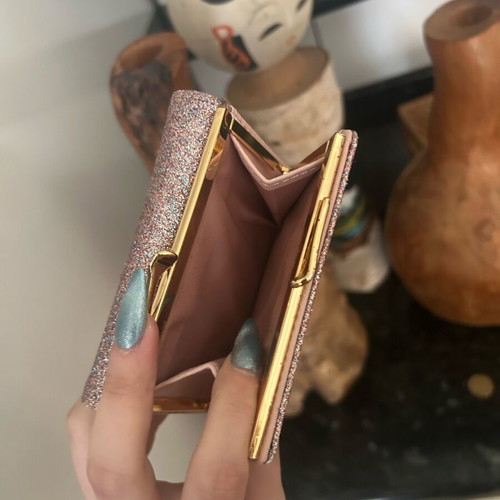 Glitter wallet like new, pink with many compartments