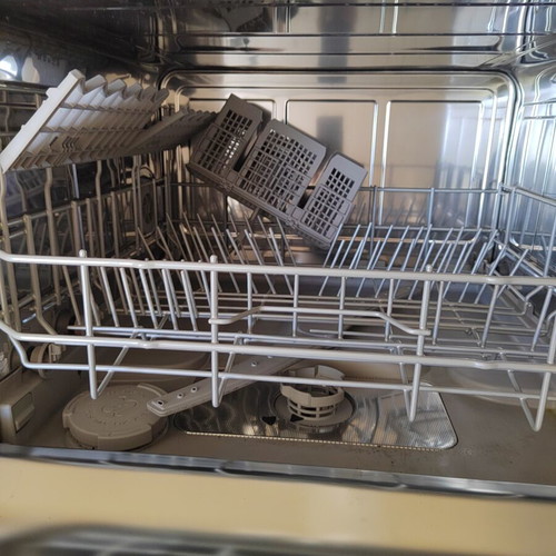 Siemens iQ300 SK26E822EU Compact Dishwasher like new, inox