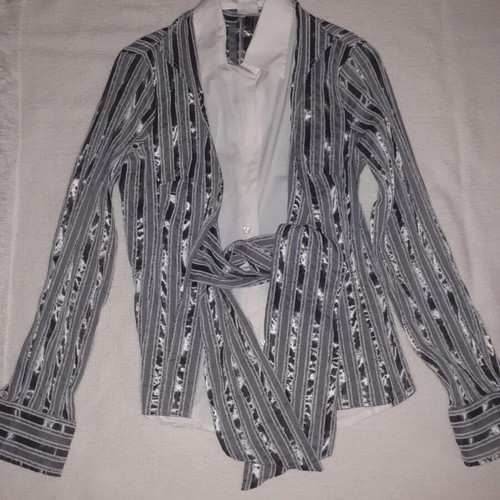 Nara Camicie shirt like new, grey and silver with belt