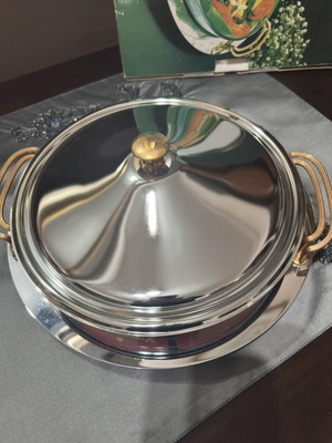 Serving tray with Marinex Pyrex new