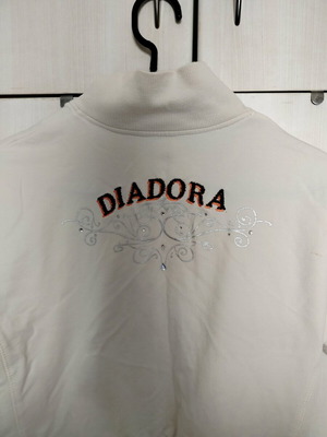 Diadora shortsleeves sweatshirt like new, white