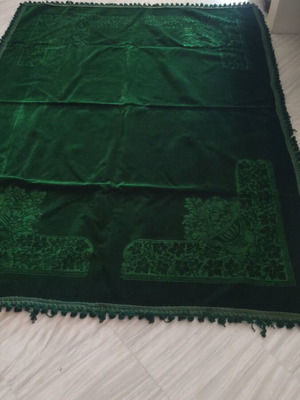 Velvet tablecloth green like new, 1.94x1.42 meters