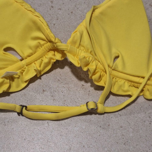 Decoro bright yellow smocked crinkle bikini set new, size S/M