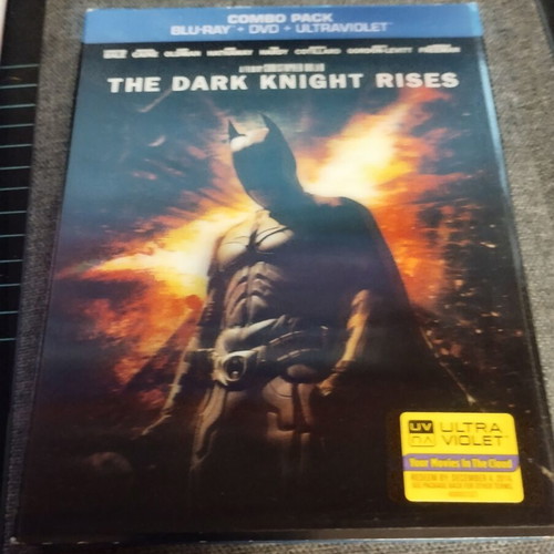 The Dark Knight Rises 3-Disc Special Edition Combo Pack Blu-ray and DVD like new