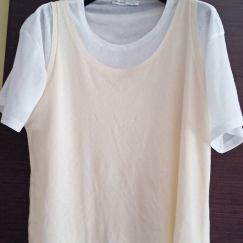 Women's Pull& Bear blouse like new, size M, white and beige