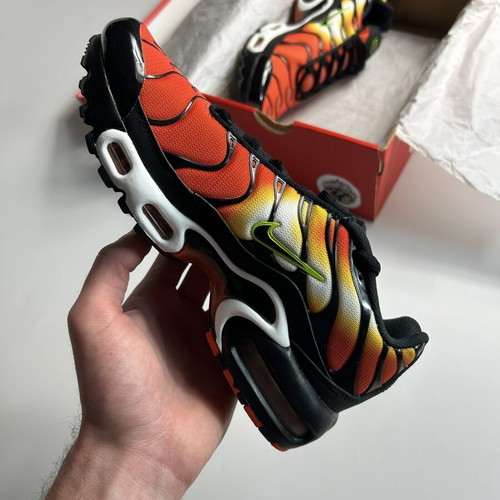 Nike Air Max Plus sneakers brand new, Sunset Orange Yellow, size 38