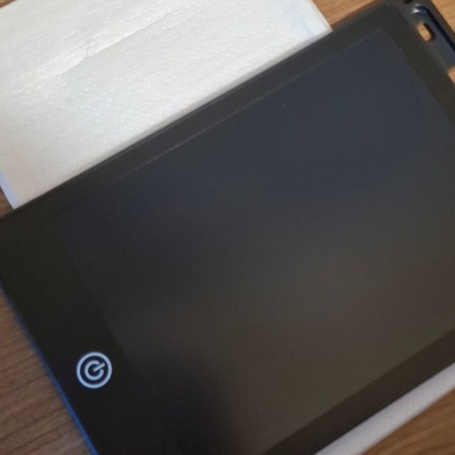 Tablet with stylus that erases with one click new