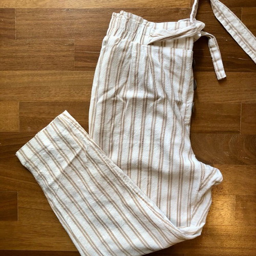 Stradivarius striped paperbag pants XL like new beige ecru