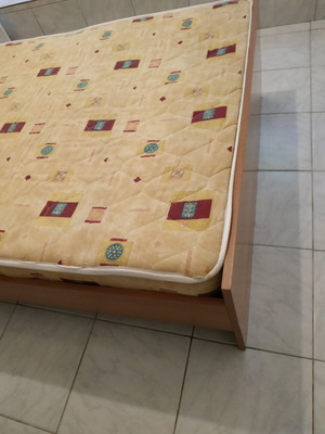 Bed 110x200 like new, 4 available, student style