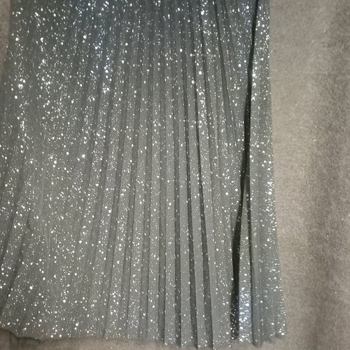 Women's pleated skirt like new, black