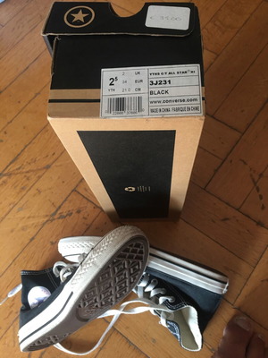 Converse Μαύρα Αθλητικά Παπούτσια Νούμερο 34 Σαν Καινούργιο