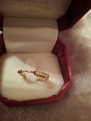 Guess gold hoop earrings like new