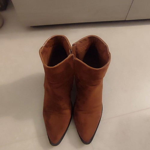 Women's tan ankle boots size 40 like new