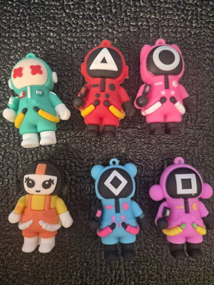 Squid Game silicone figures used, set of 6