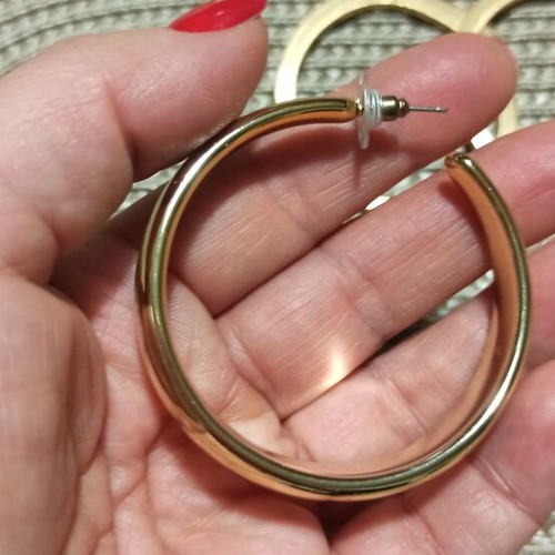 Earrings hoops like new, pack of 3 pairs gold-colored