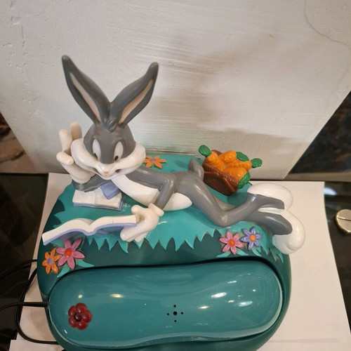 Bugs Bunny Warner Bros Looney Tunes phone used