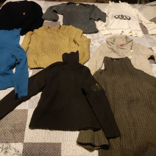 Woolen women's sweaters used, pack of 8, size S-M