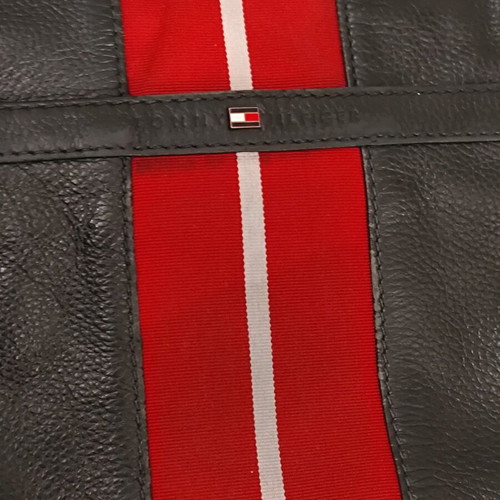 Tommy Hilfiger black leather crossbody bag like new vintage