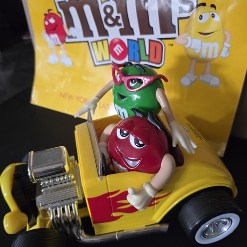 M&Ms Toy Car for Candy Storage like new