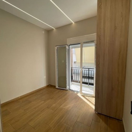 Apartment 1st floor 48 sqm renovated, Nikaia, 2 bedrooms, used