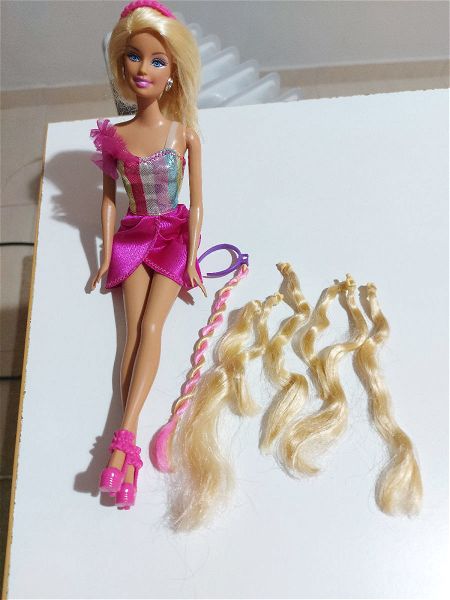  Barbie koukla me hair extensions