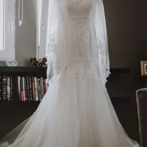 Wedding dress with veil from Los Angeles, California