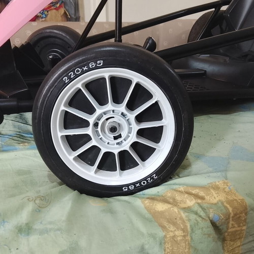 Drift Cart Scorpion wheels like new, 24V 14Ah batteries