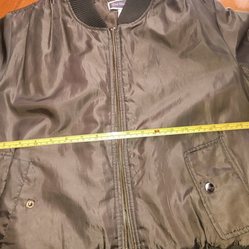 Women's jacket like new, olive color, size M