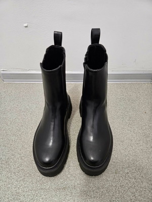 H&M women's boots new, black, size 38