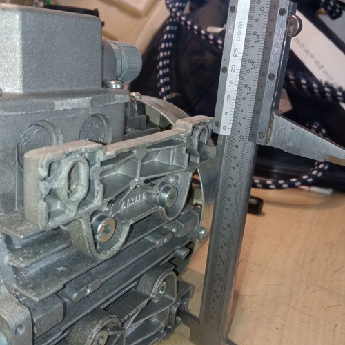 Three-phase motors new, 0.5 Hp with brake and 0.25 Hp without brake