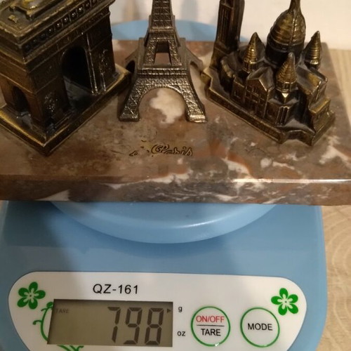Paris desk decor like new, bronze figurines with marble base