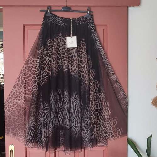 Maxi skirt flared animal print tulle new, one size