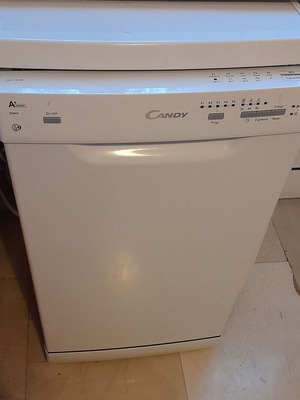 Candy Dishwasher 45 cm like new, 9 place settings, A+ energy