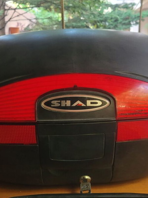 Shad SH 45 Top Box like new with mounting base