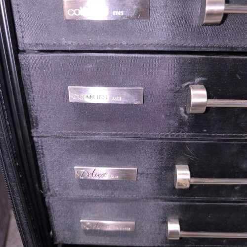 Professional makeup case used, large size with wheels and clips