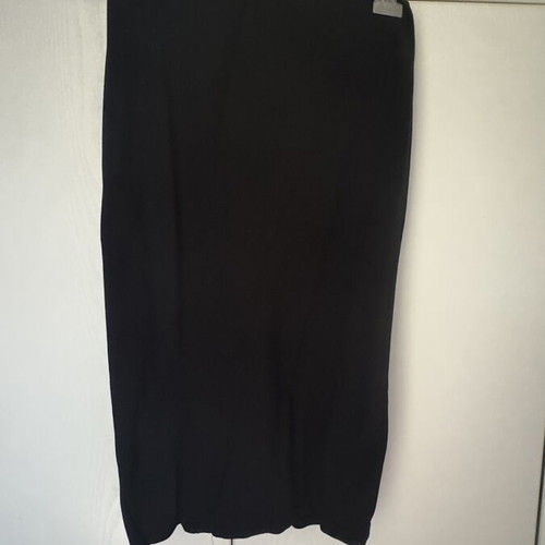 Black midi skirt size L, like new, elastic waist